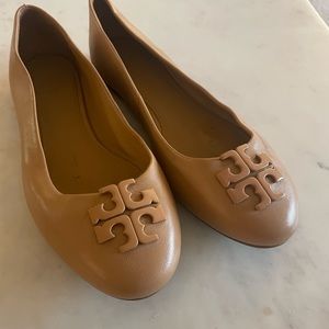 Tory Burch flats 8 1/2